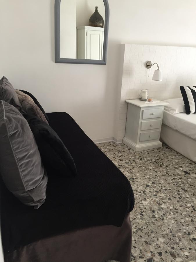Chiaia House Bed & Breakfast *