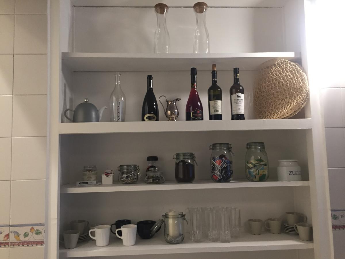 Couette-café Chiaia House *